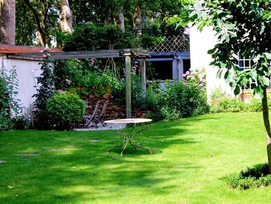 Villa de la Pièce dEau des Suisses - Bed and Breakfast