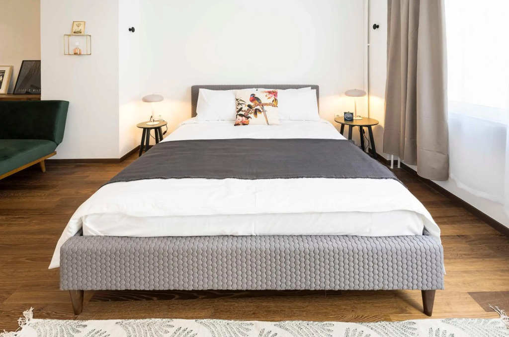 Athens' Best Location- Stunning & Spacious Studio