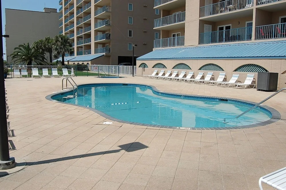 Surfside Shores 2502 condo
