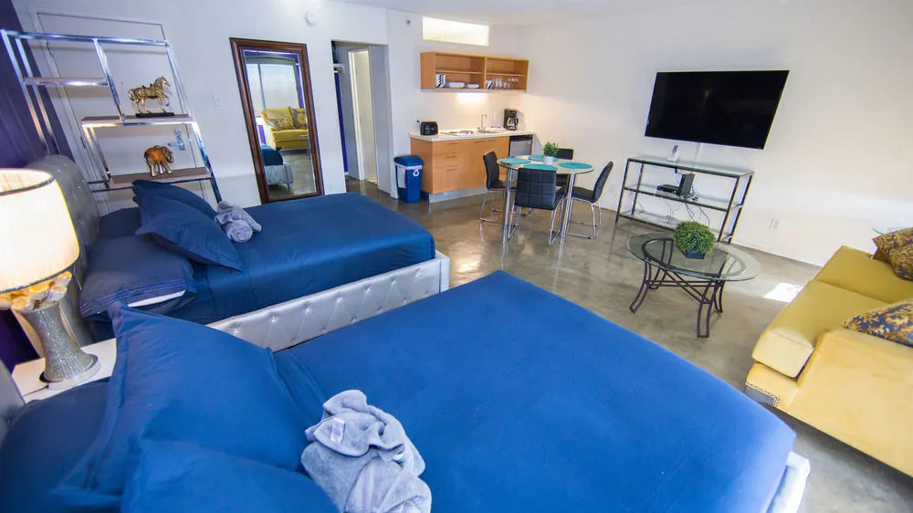 LA Extended Stay by Stay City Rentals