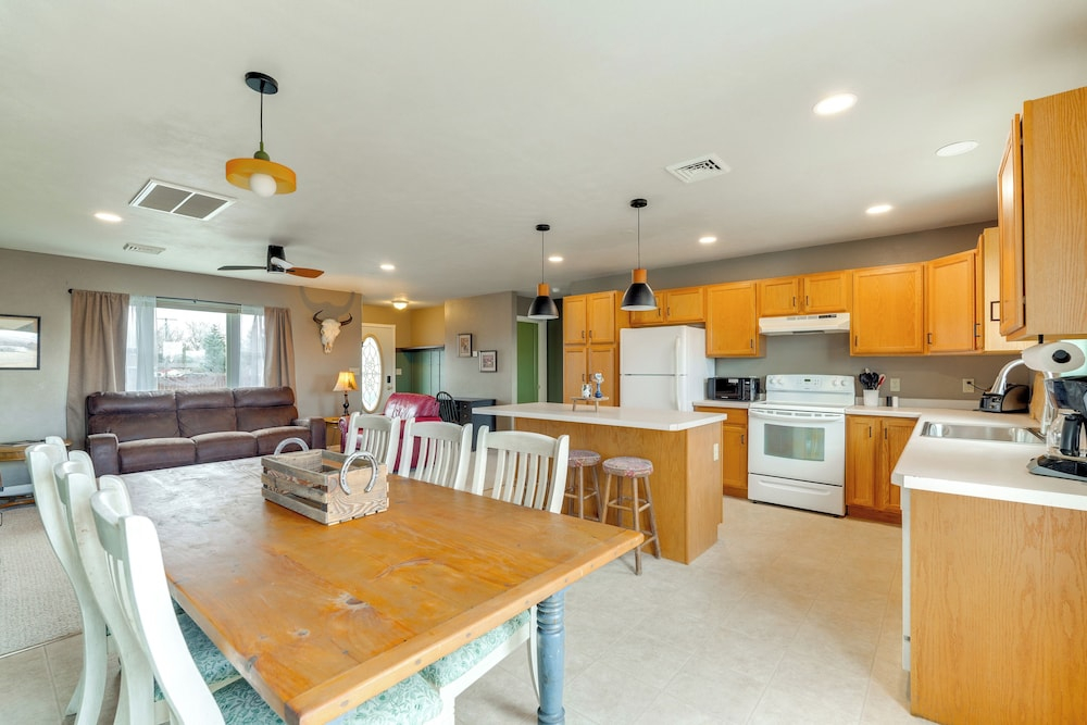 Hike, Fish & Golf! Pet-friendly Home in Choteau