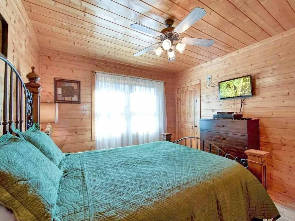 Favored by Fortune - Three Bedroom Cabin