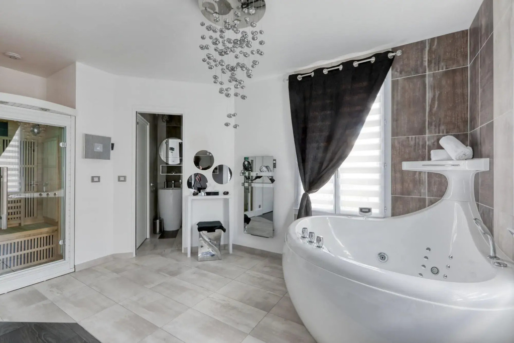 123home - Suite & spa