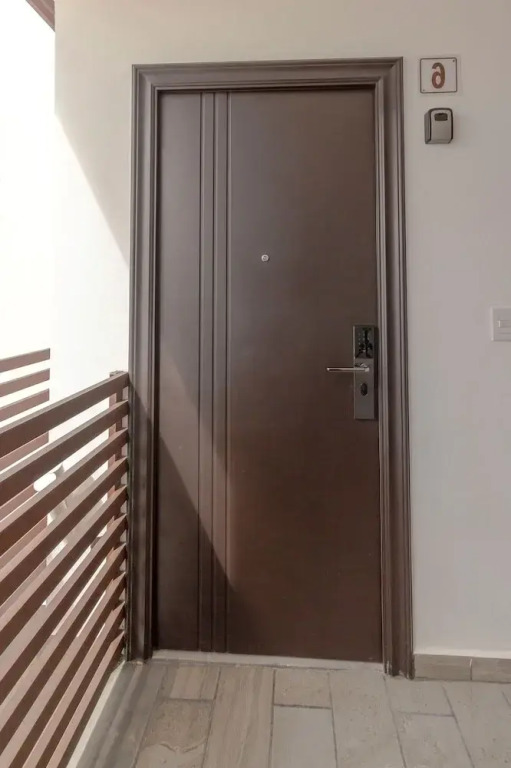 Breezy & Bright Full Apartment