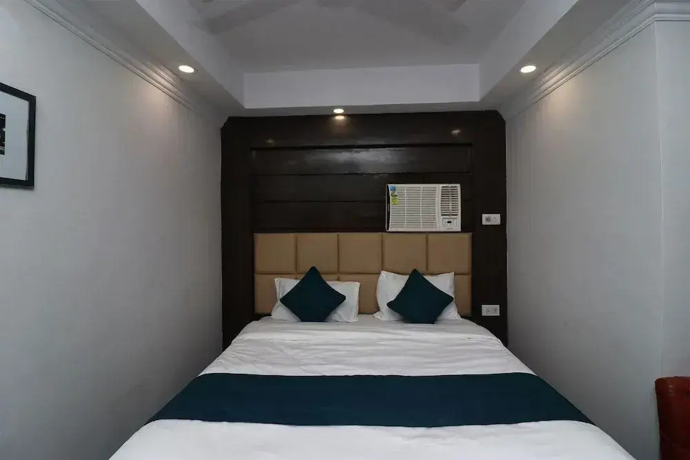 Silverkey Executive Stays 30334 Jaan Nagar Road