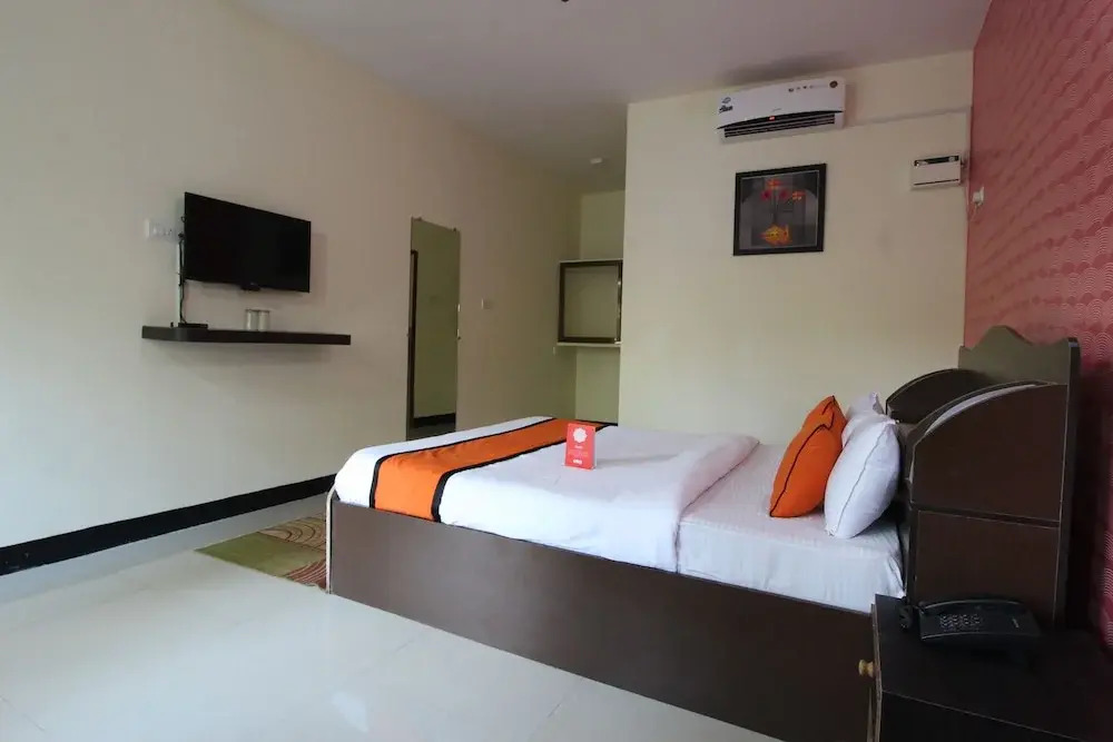 Morjim Grand Inn Resort