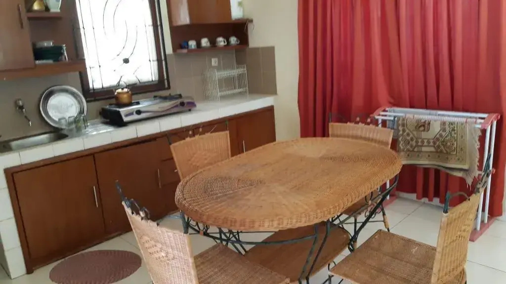 Oyo 3828 Villa Kota Bunga Blok Q