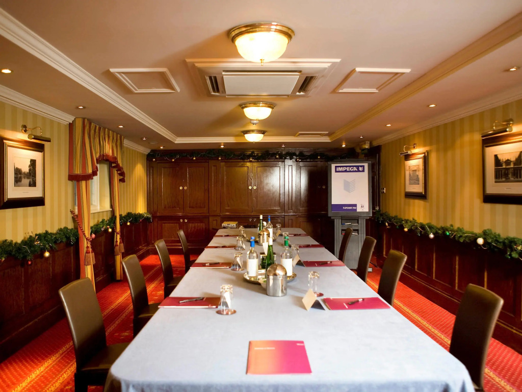 Mercure Stratford Upon Avon Shakespeare Hotel