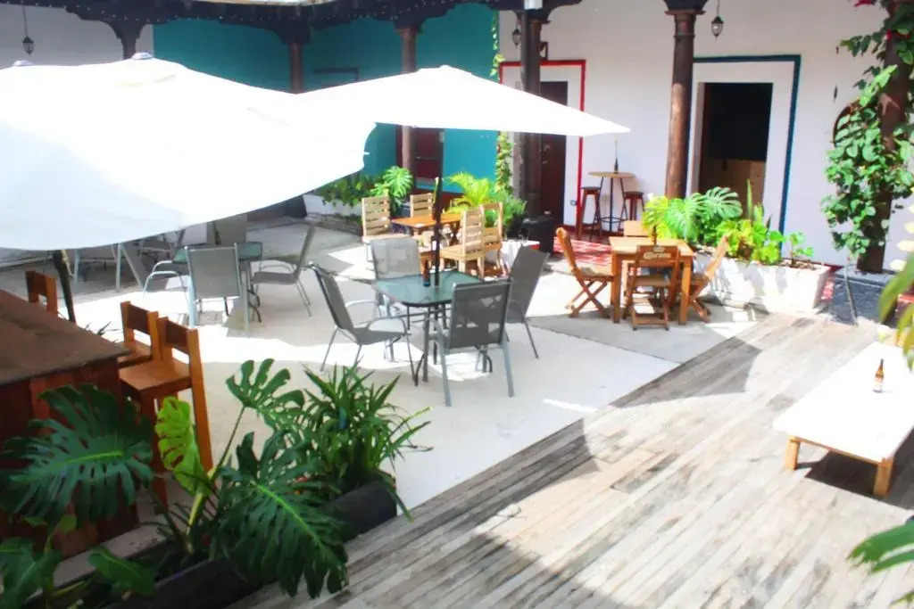 Volko Party Hostel