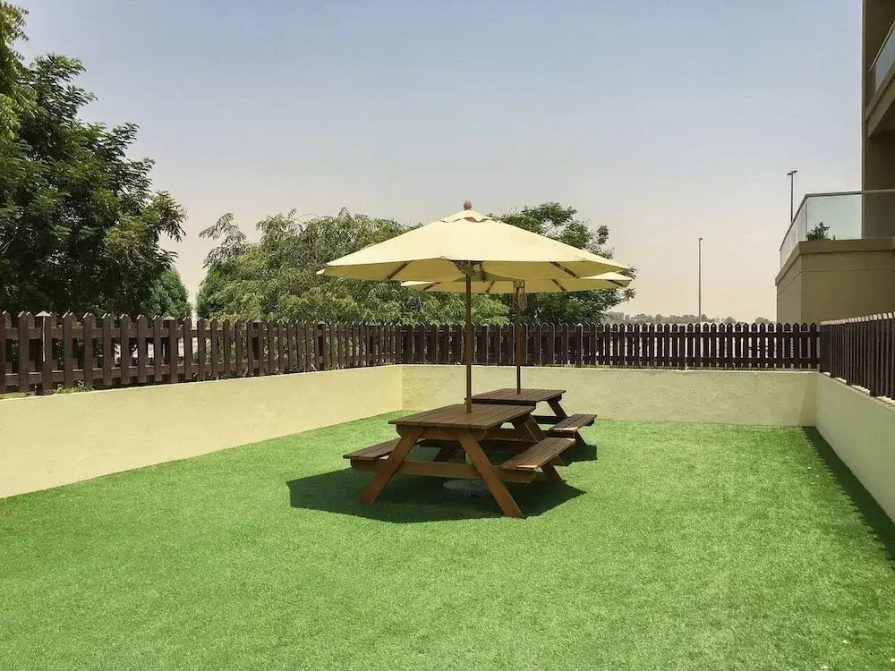 Spacious 1BR in The Greens!