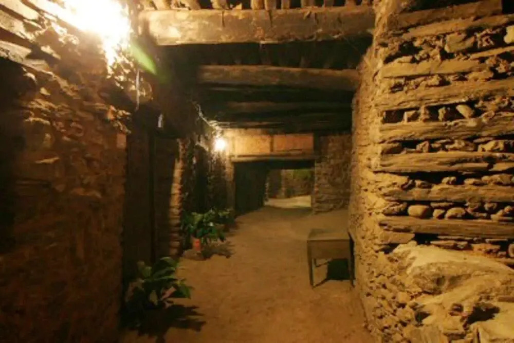 House With 4 Bedrooms in Robledillo de Gata, With Wonderful Mountain View, Terrace and Wifi