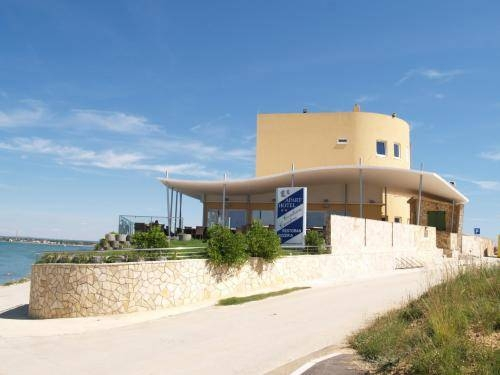 Apartments & Restaurant Condura Croatica Nin-Sabunike