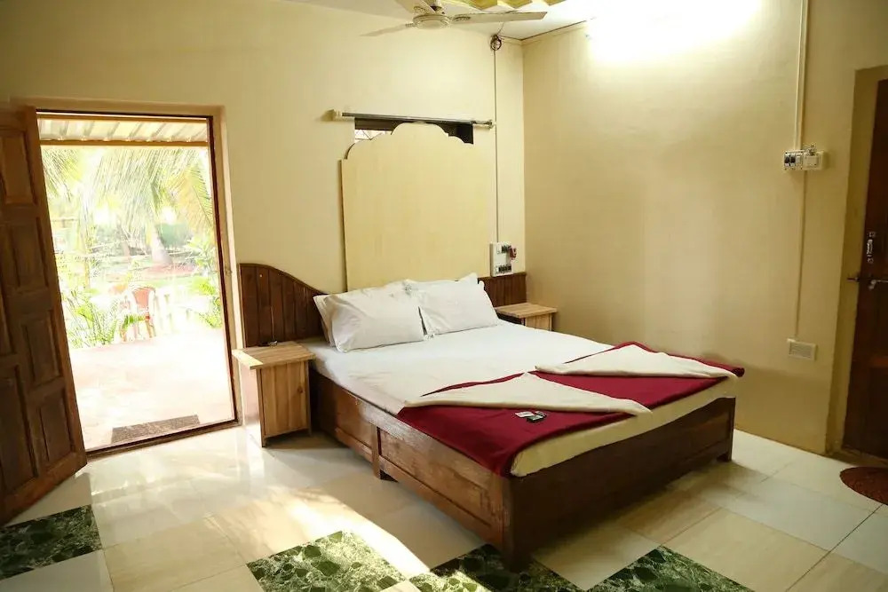 Darya sarang resort & Beer shopee