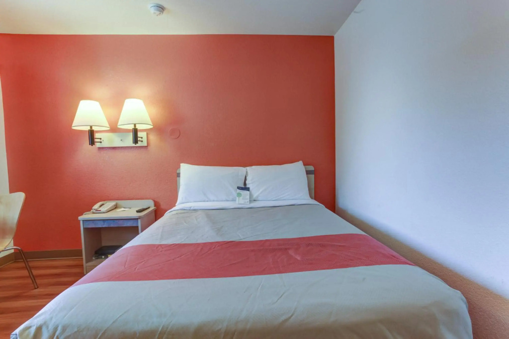 Motel 6-Grants Pass, OR