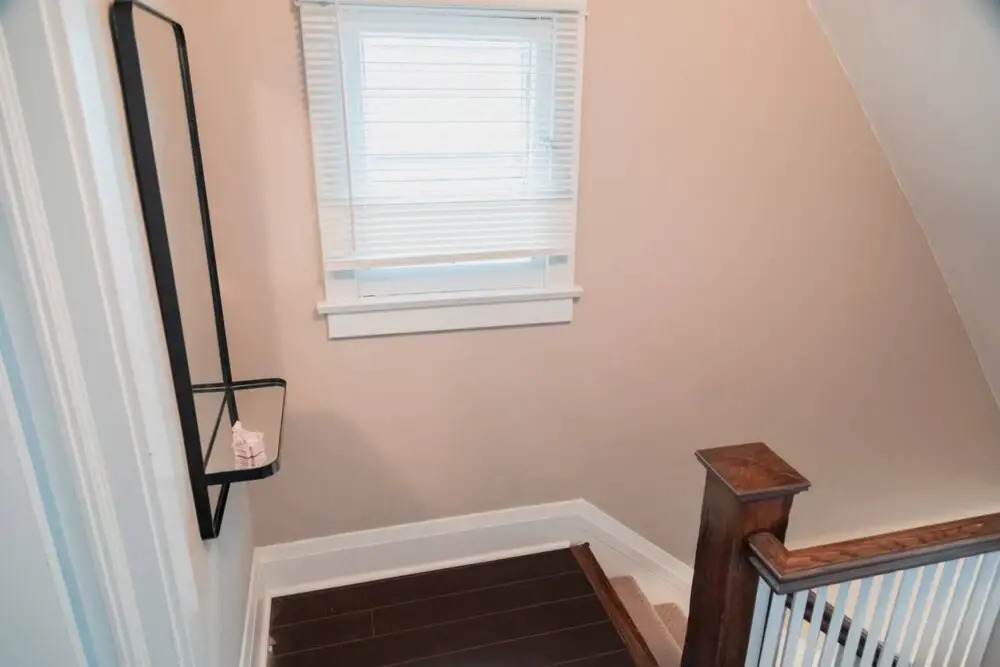 Beautiful 3 Bedroom Home Near Downtown
