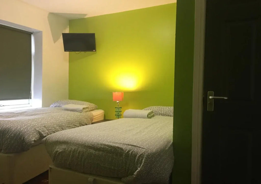Ten Streets Bed & Breakfast