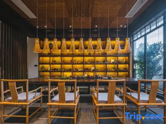 Huazhu Luxury · Yixing Xinran Bieyuan (Yunhu Scenic Area Store)