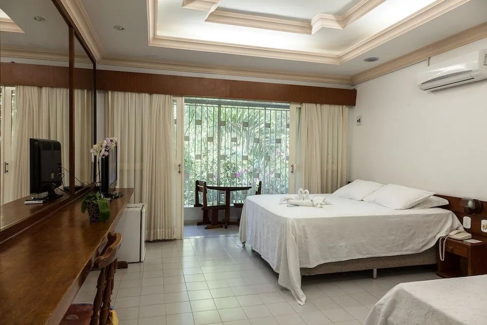 Hotel Parque Das Primaveras