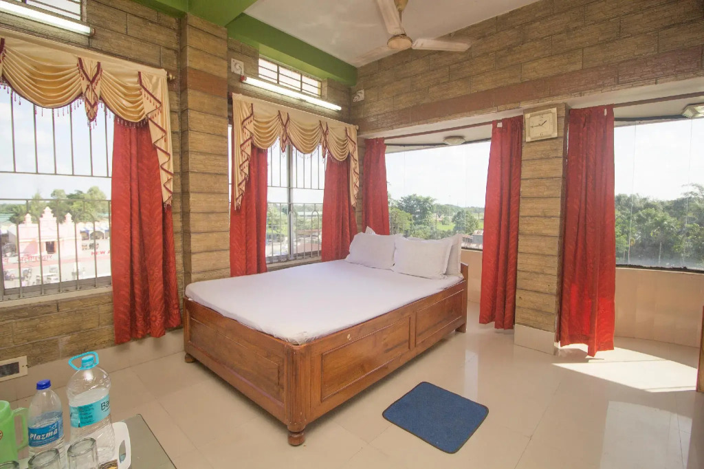 OYO Flagship 61277 Kanchanjanga Tourist Lodge