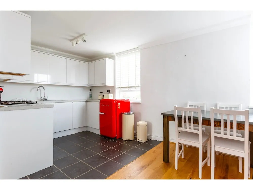 Perfect 1-bed Flat in St. Katherine Docks Sleeps 4