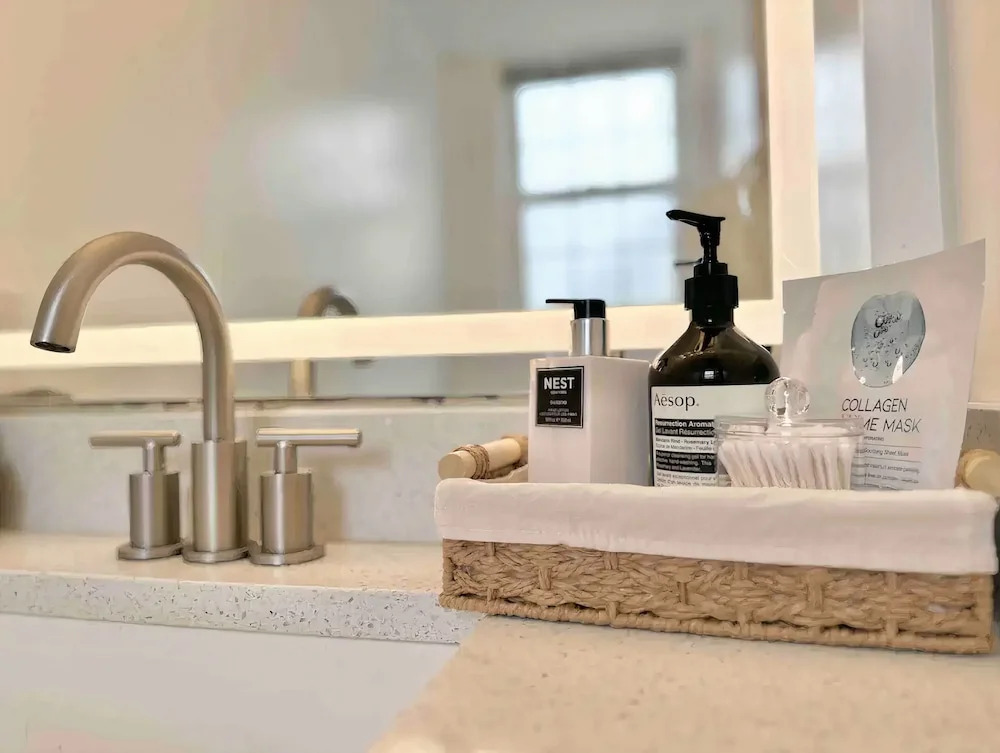The Beverly at Mt. Lebanon by Luxe PGH