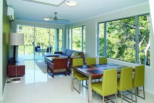 Airlie Summit Apartments