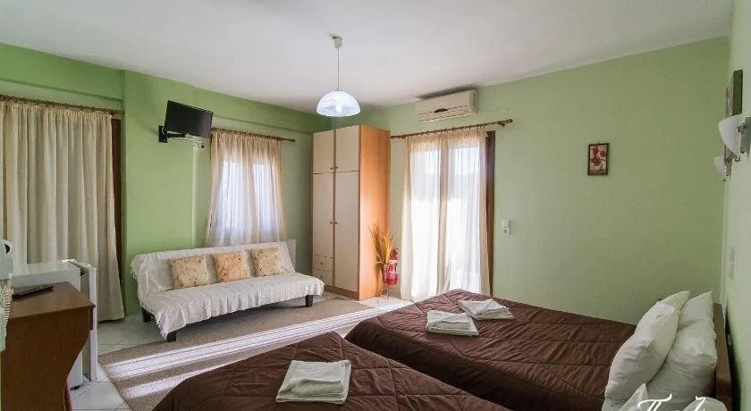 Orama Rooms