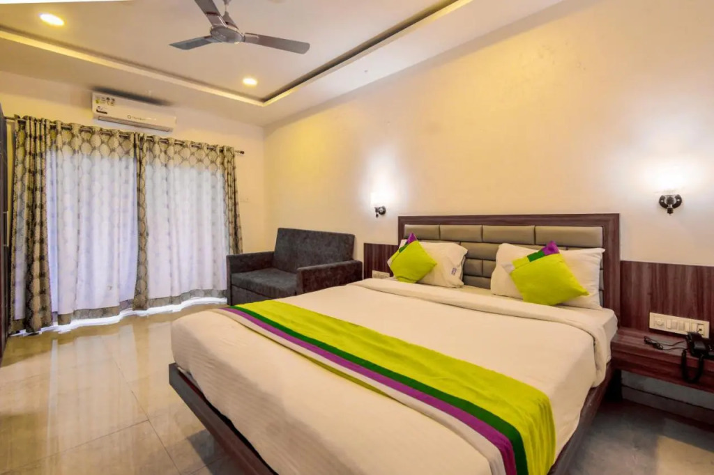 Treebo Prince Palace With Swimming Pool