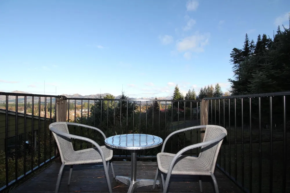 34b Alpine Avenue