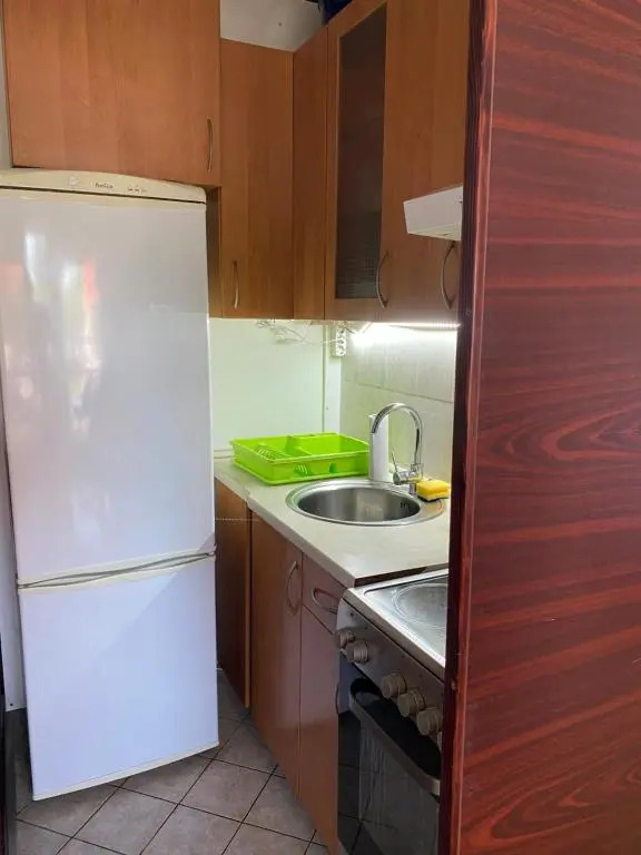 Hill Apartment