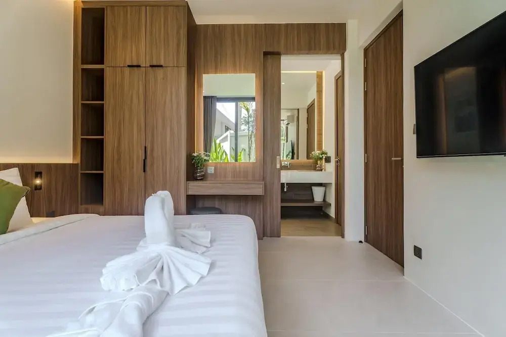 Aileen Layan Villa 6 4BR Forest 2 Minutes Beach