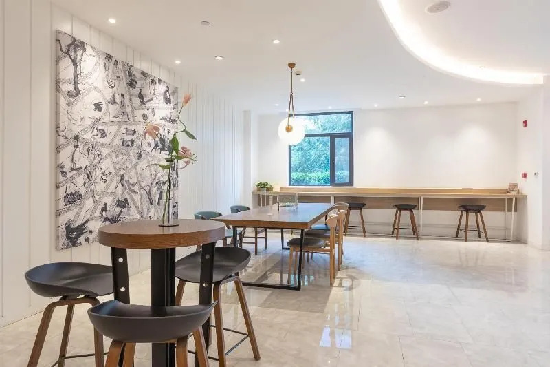 Hanting Express Hotel Headquarter Base Second Branch