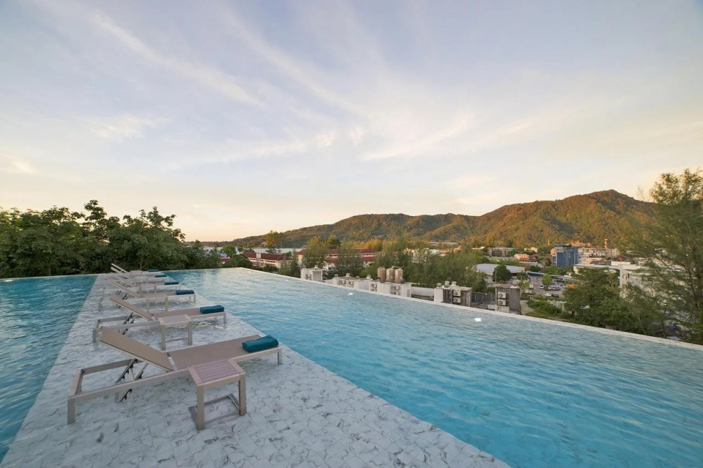 Oceana Hotel