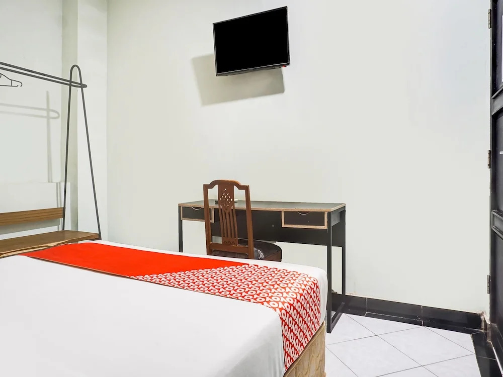Sayang Home Stay by OYO Rooms