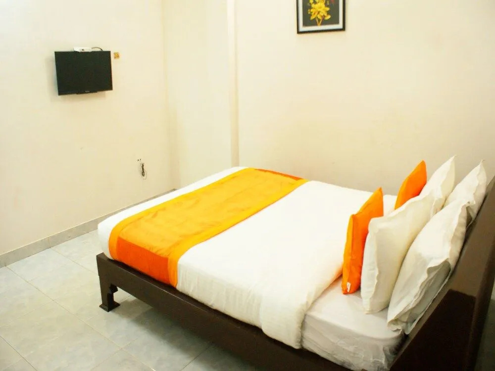 OYO 9902 Nedumparambil Residency