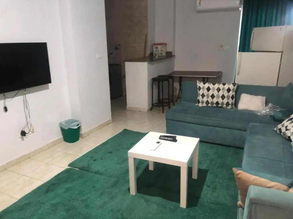إستويو ارضي بحديقة بمدينة الرحاب