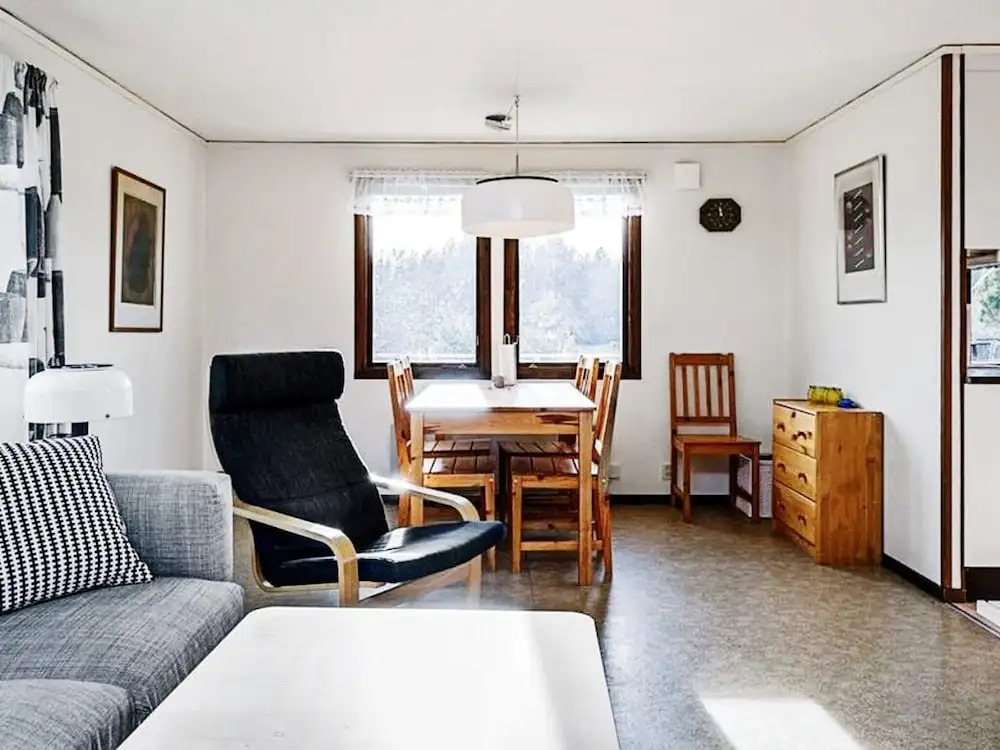 6 Person Holiday Home in Löttorp