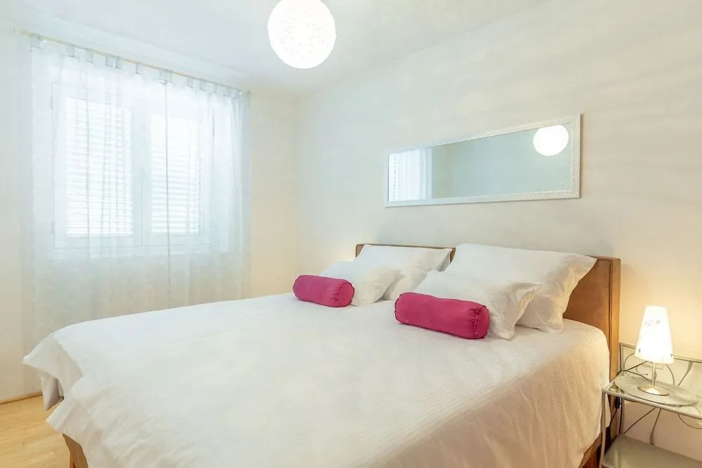 Sky Breeze Apartment