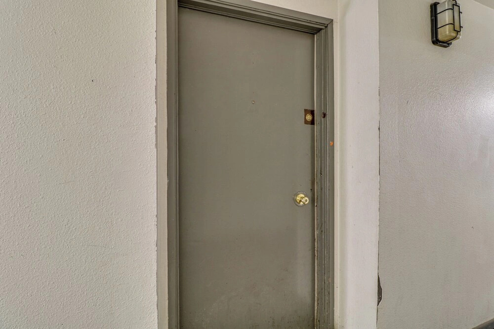 Extended Stay in the Valley: Gated & Convenient