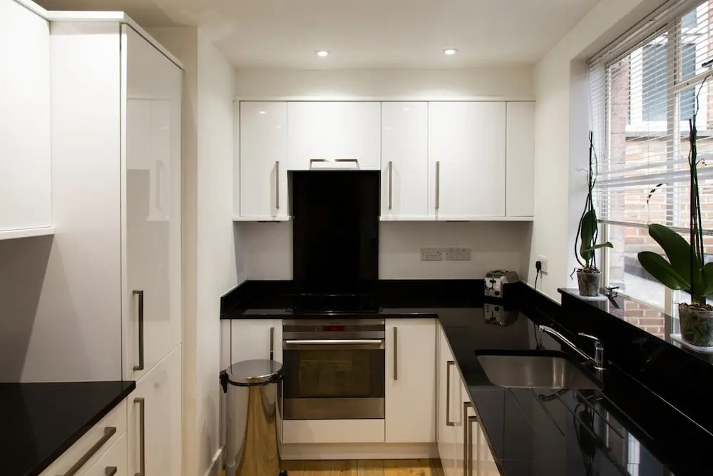 3 Bedroom House In Bayswater