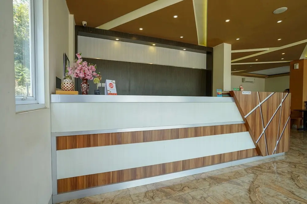 OYO 1727 Hotel 929