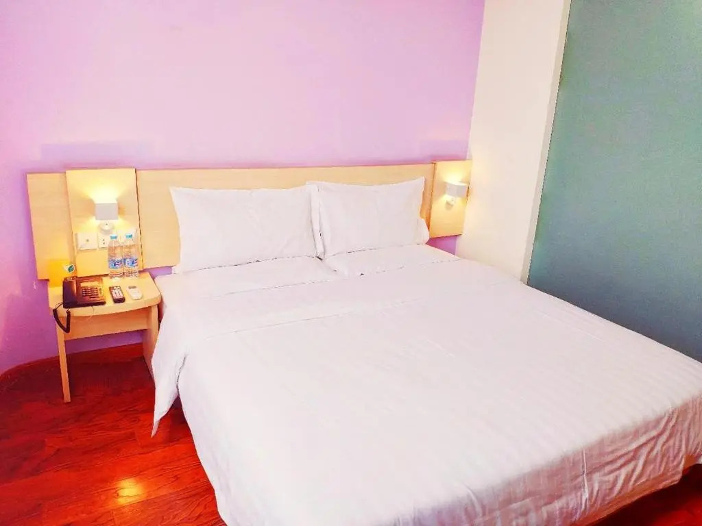 7Days Inn ChengDu RenShou Shuyuan Road Haochi Street