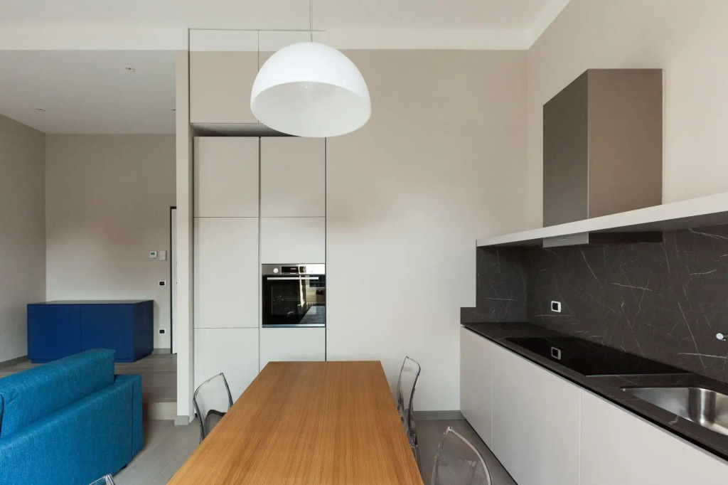 easyhomes-Duomo Suites & Apartments
