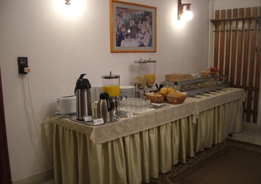 HELIOS Hotel Apartments