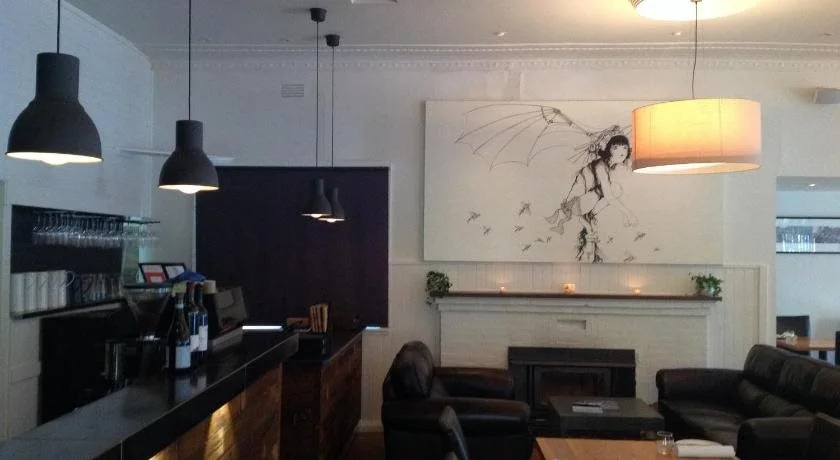 Coach House Inn