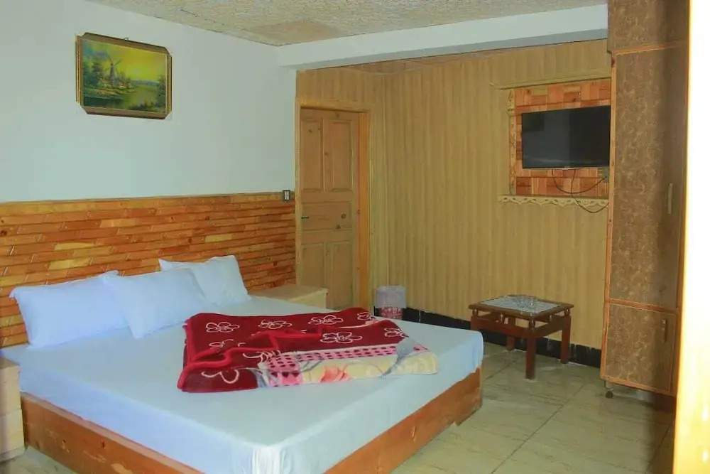 Home land resort