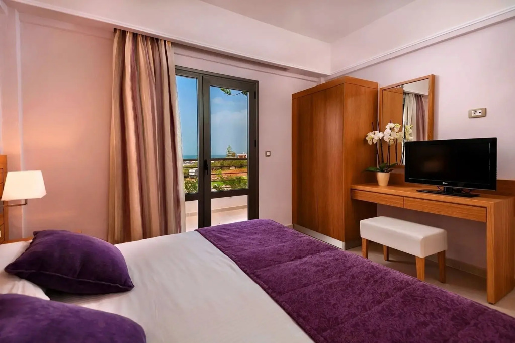 Porto Platanias Village Resort