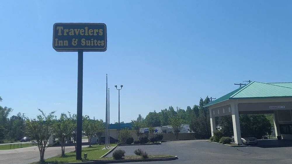 Traveler Inn and Suites