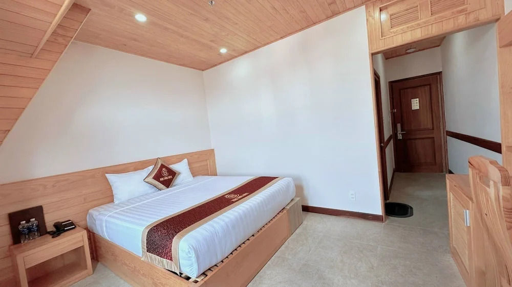 Ngọc Sang 1 Hotel