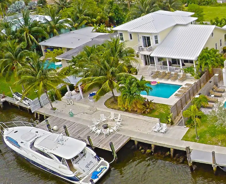 5 Bedroom Homes in Miami by TMG